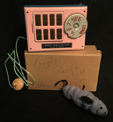 VIntage Japan Tin Surprise Camera With Cat!